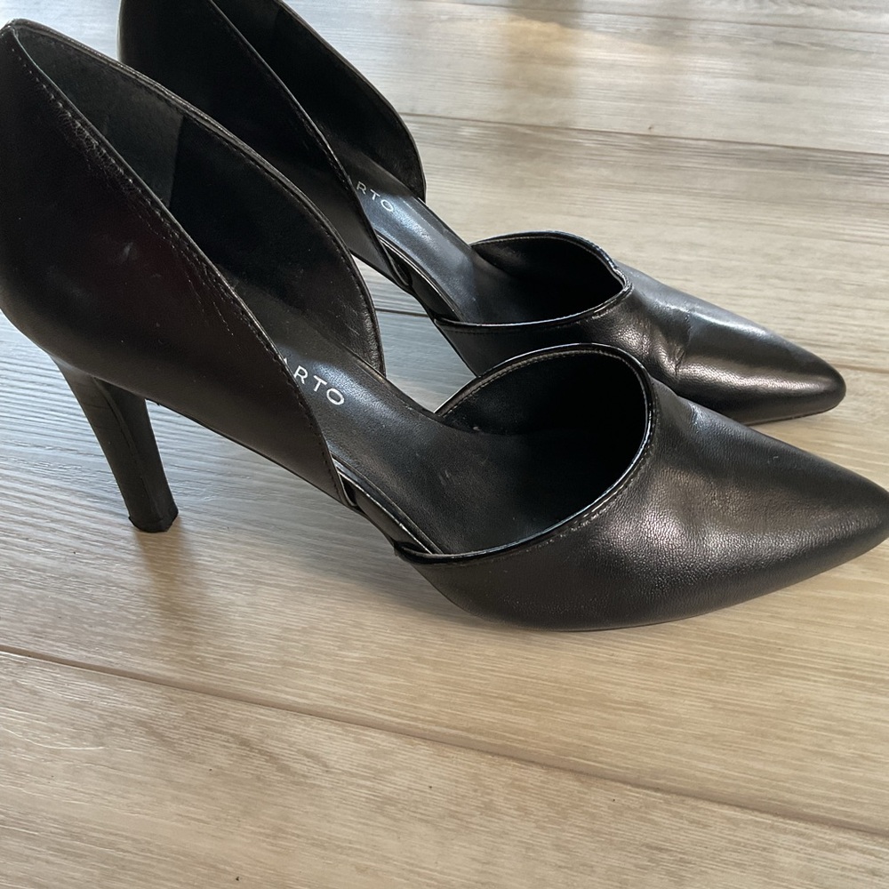 Franco Sarto Black Leather Suede Pumps Size 6.5
